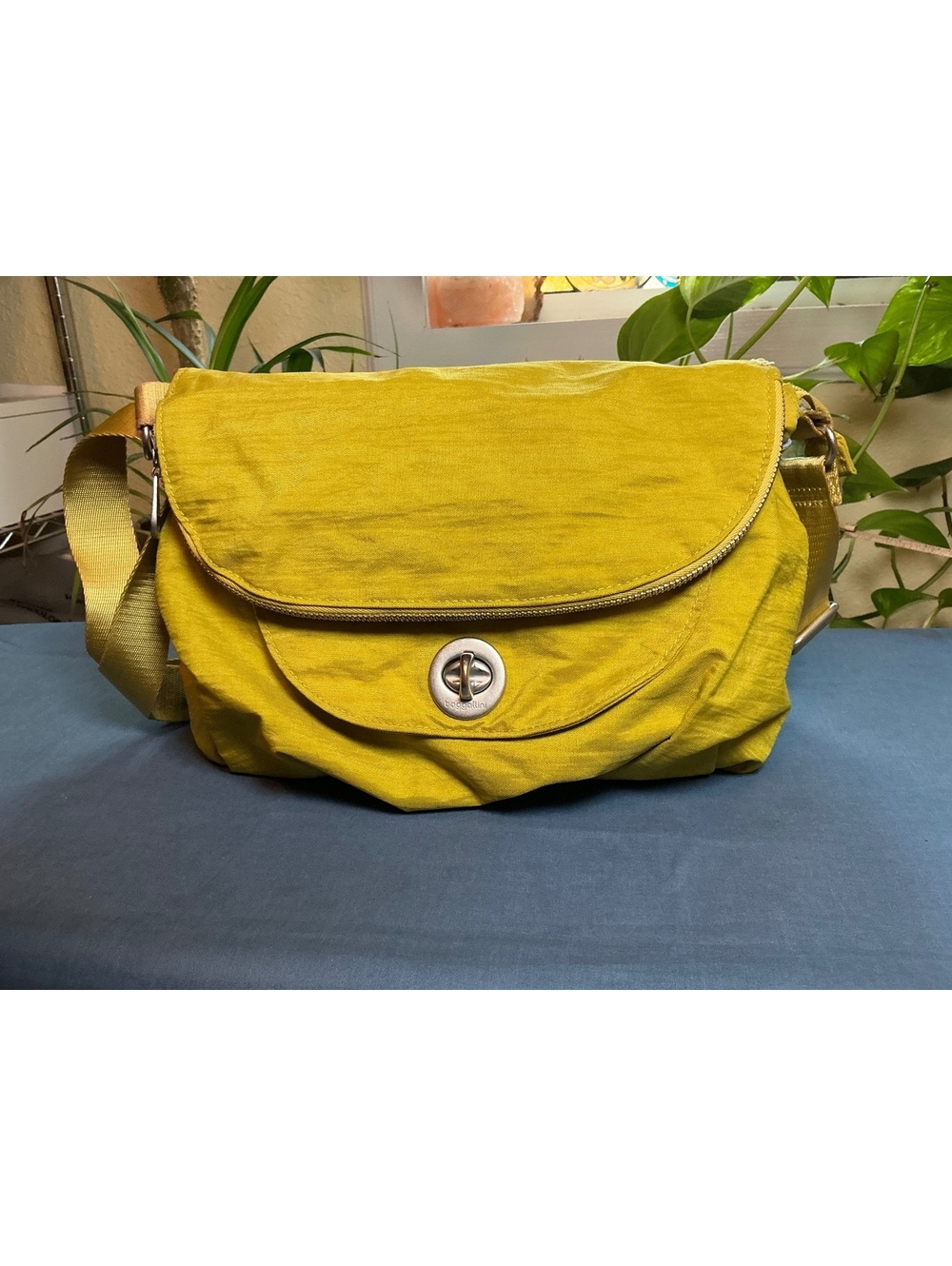 Bagallini Purse Nylon Crossbody Bag Mustard Medium Turn Lock with Pouch